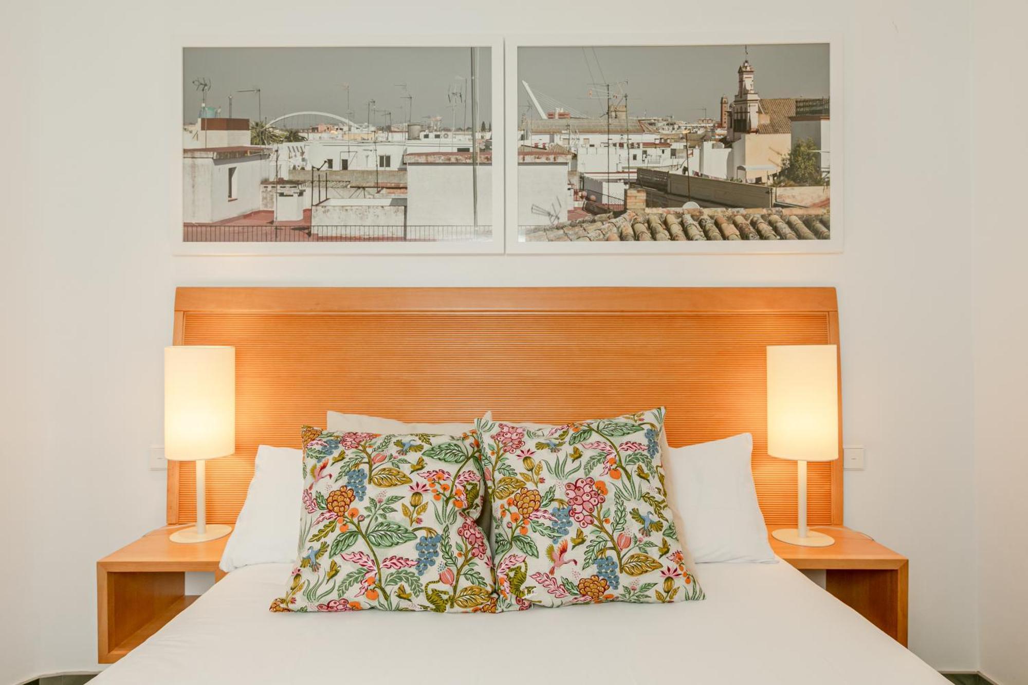 Stay U-Nique Apartments Eslava Sevilla Eksteriør billede